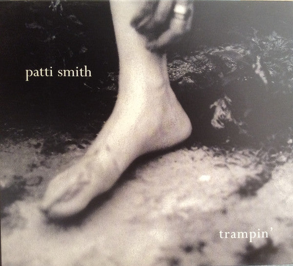 Patti Smith – Trampin'