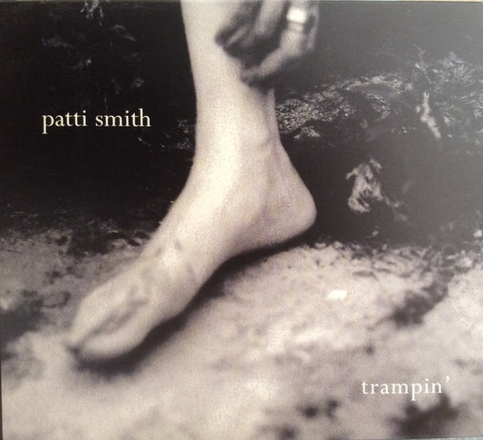 Patti Smith – Trampin'